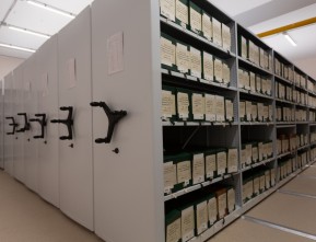 Оборудование большого архивохранилища